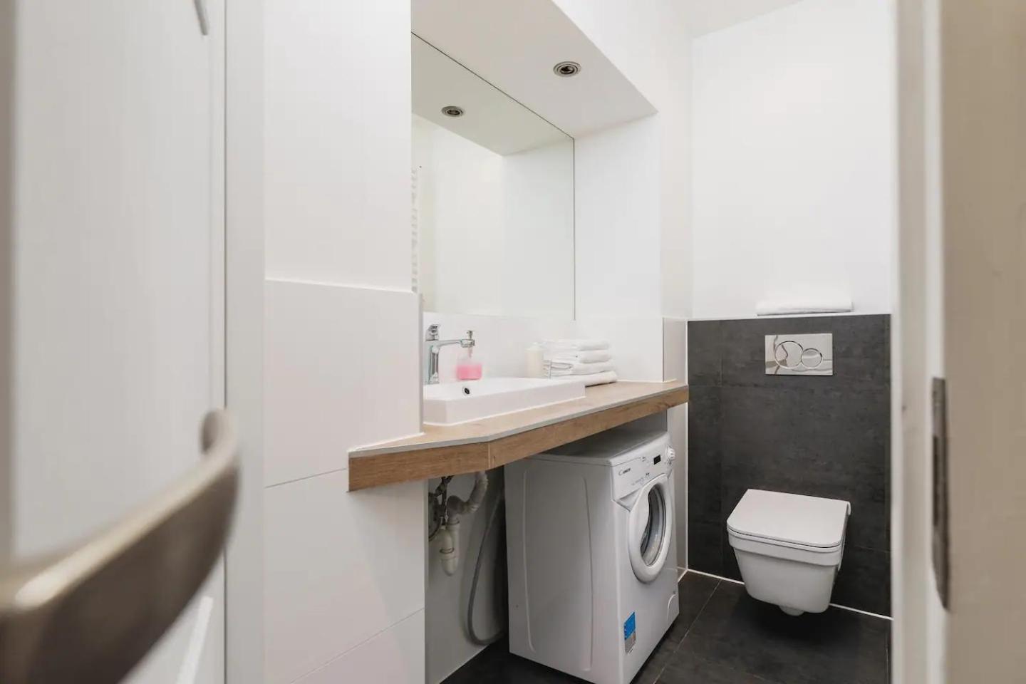 Apartament Private Parking - Old Town - Sw Krzyza 16 Street Kraków Zewnętrze zdjęcie